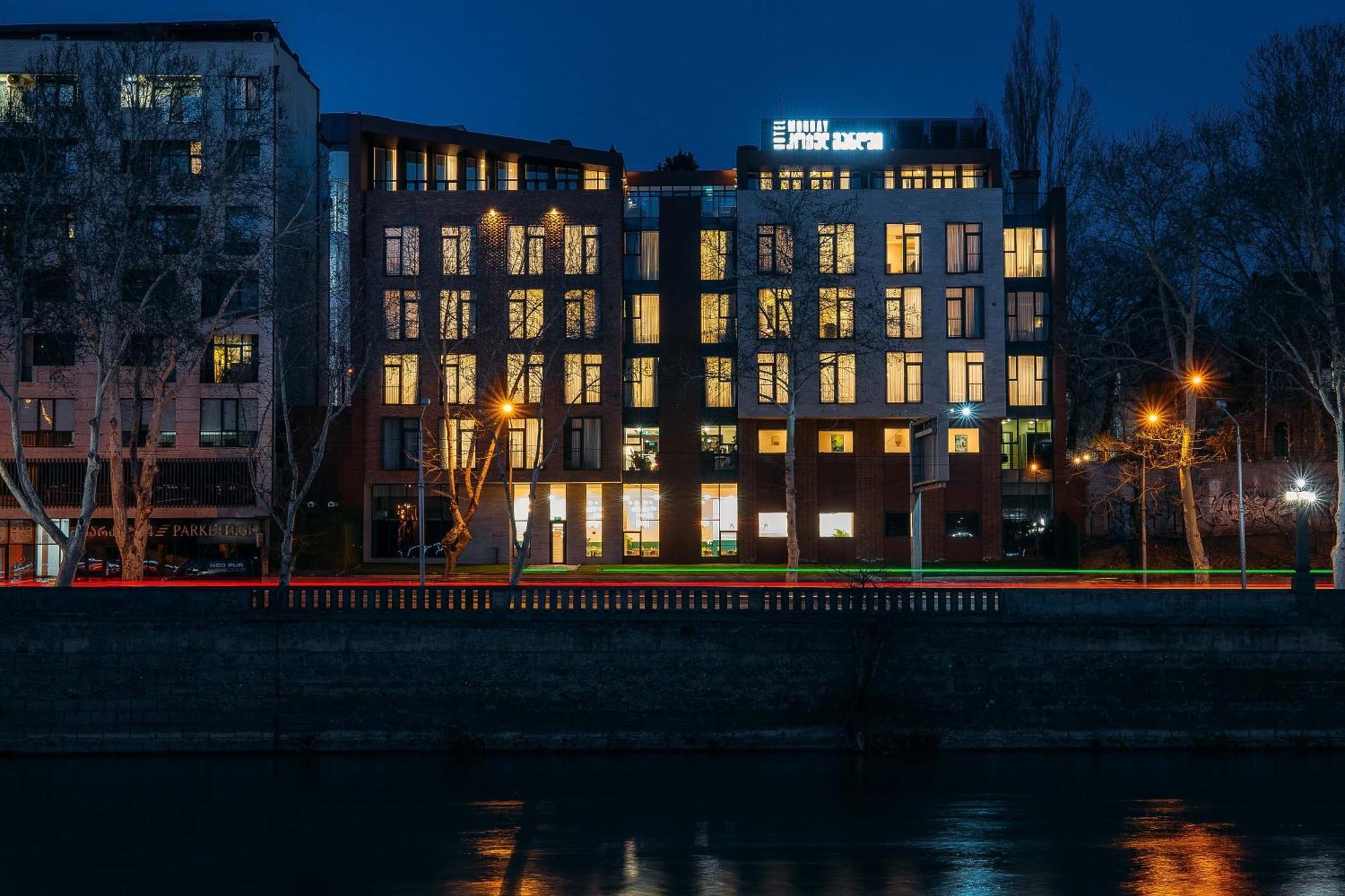 Hotel Monday By Dnt Group Tbilisi Exterior photo